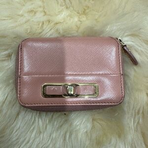 Salvatore Ferragamo Italy KB-22C128 pink  leather zippy compact wallet/card/coin